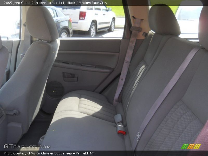 Black / Medium Slate Gray 2005 Jeep Grand Cherokee Laredo 4x4