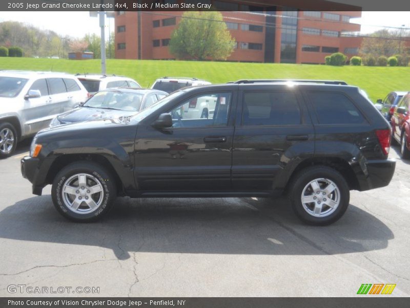 Black / Medium Slate Gray 2005 Jeep Grand Cherokee Laredo 4x4