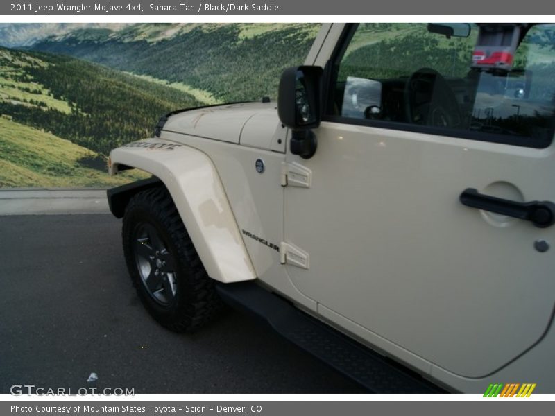 Sahara Tan / Black/Dark Saddle 2011 Jeep Wrangler Mojave 4x4