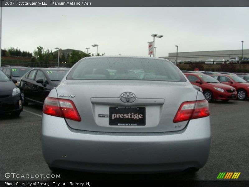 Titanium Metallic / Ash 2007 Toyota Camry LE
