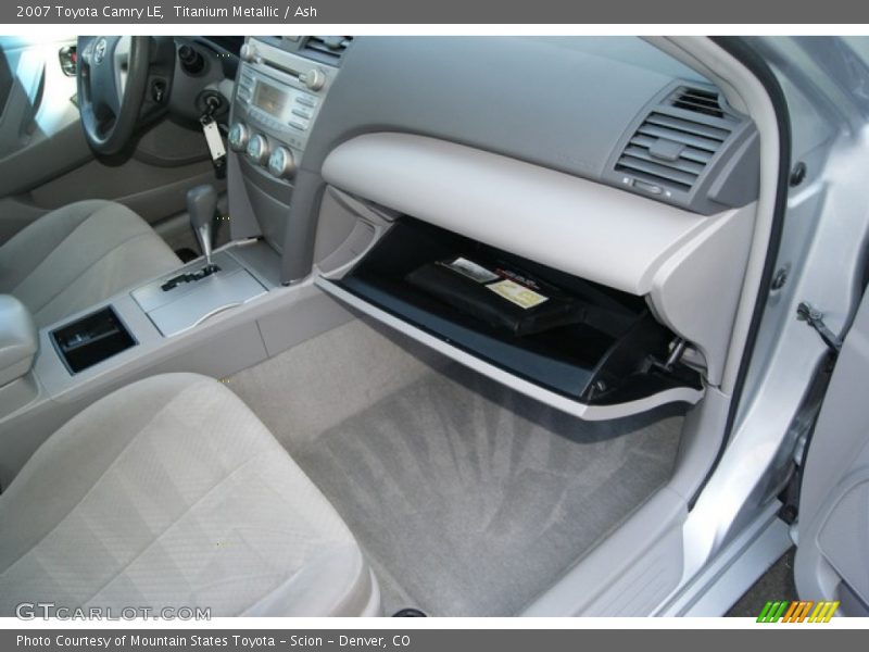 Titanium Metallic / Ash 2007 Toyota Camry LE