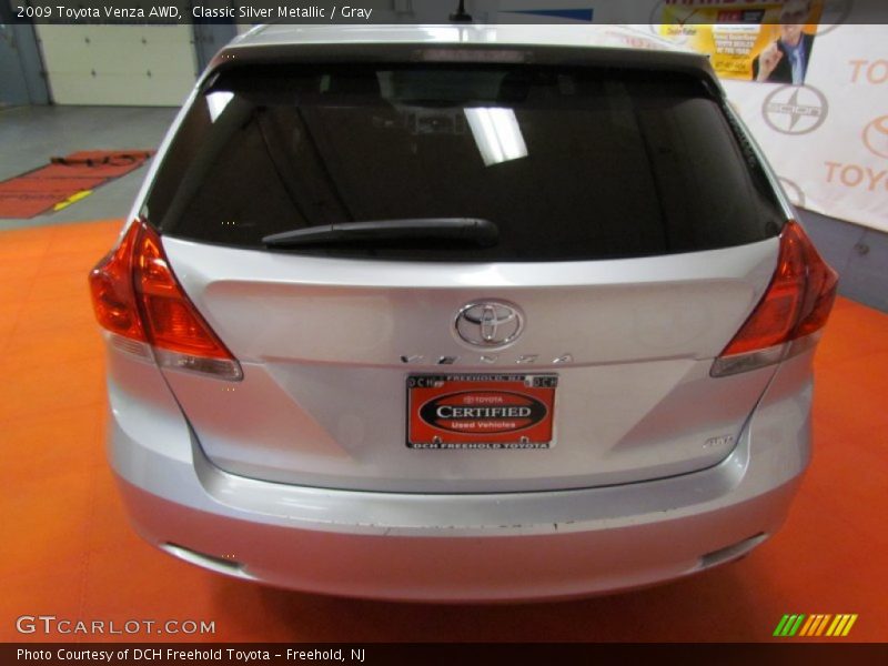 Classic Silver Metallic / Gray 2009 Toyota Venza AWD