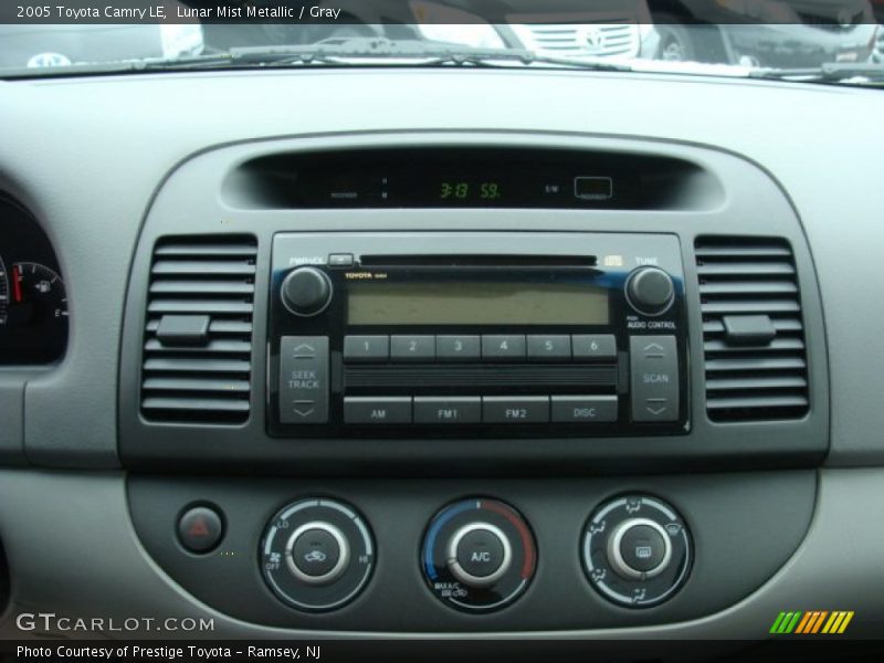 Lunar Mist Metallic / Gray 2005 Toyota Camry LE