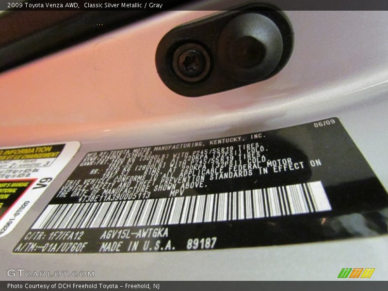 Classic Silver Metallic / Gray 2009 Toyota Venza AWD