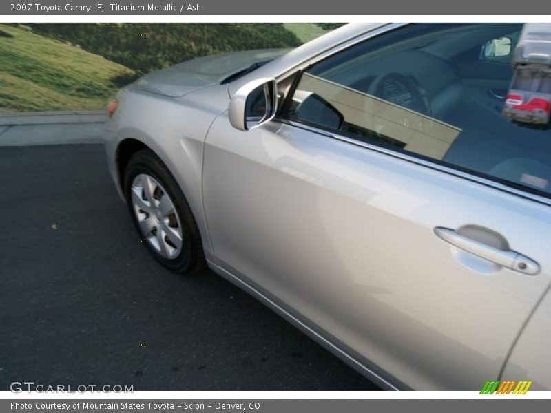 Titanium Metallic / Ash 2007 Toyota Camry LE