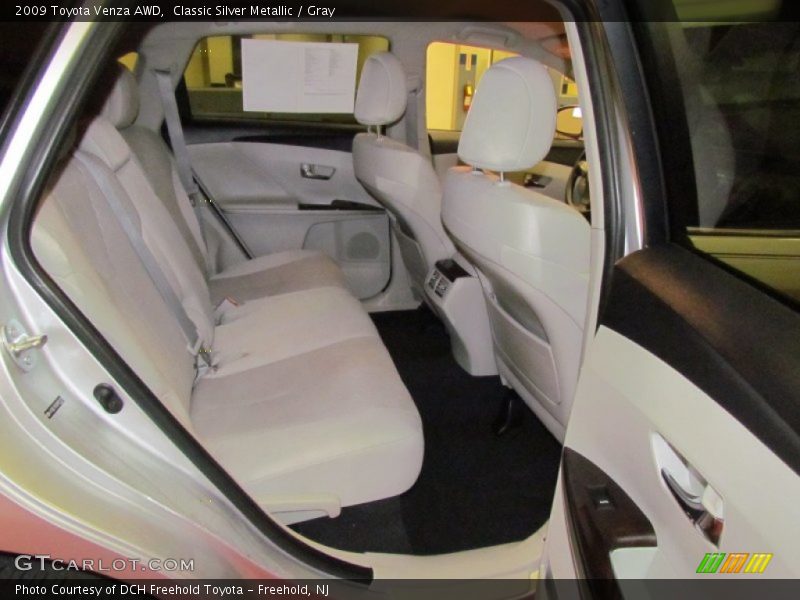Classic Silver Metallic / Gray 2009 Toyota Venza AWD