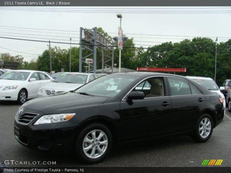 Black / Bisque 2011 Toyota Camry LE