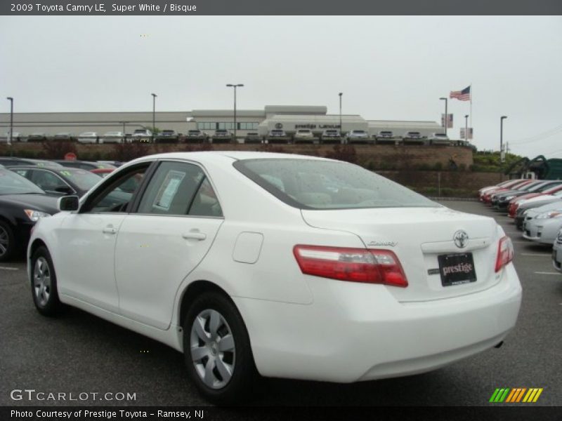 Super White / Bisque 2009 Toyota Camry LE