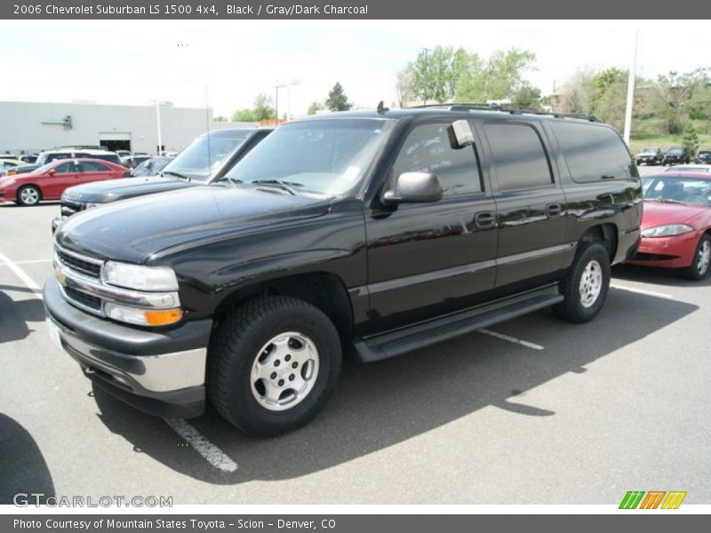 Black / Gray/Dark Charcoal 2006 Chevrolet Suburban LS 1500 4x4