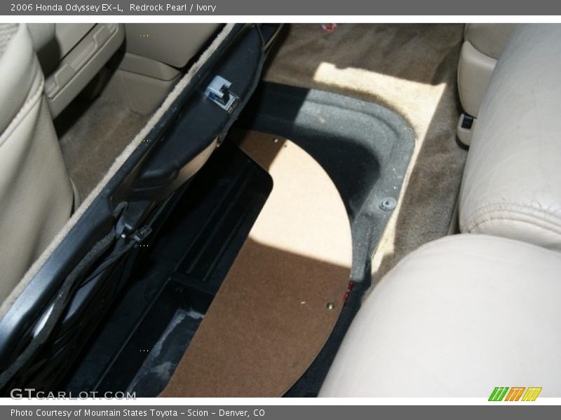 Redrock Pearl / Ivory 2006 Honda Odyssey EX-L