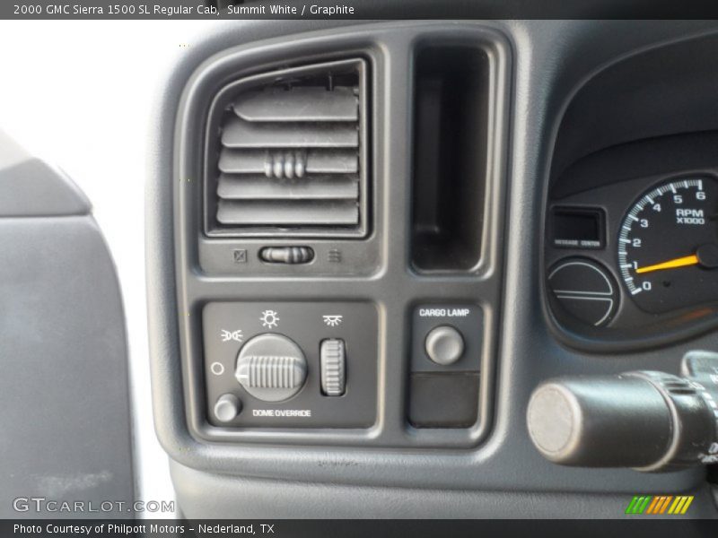 Controls of 2000 Sierra 1500 SL Regular Cab