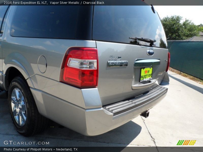 Vapor Silver Metallic / Charcoal Black 2008 Ford Expedition EL XLT
