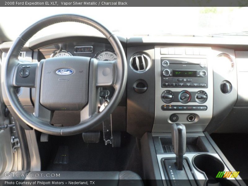 Vapor Silver Metallic / Charcoal Black 2008 Ford Expedition EL XLT
