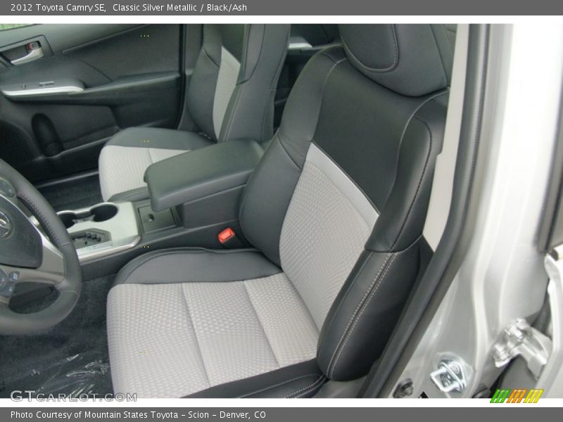 Classic Silver Metallic / Black/Ash 2012 Toyota Camry SE