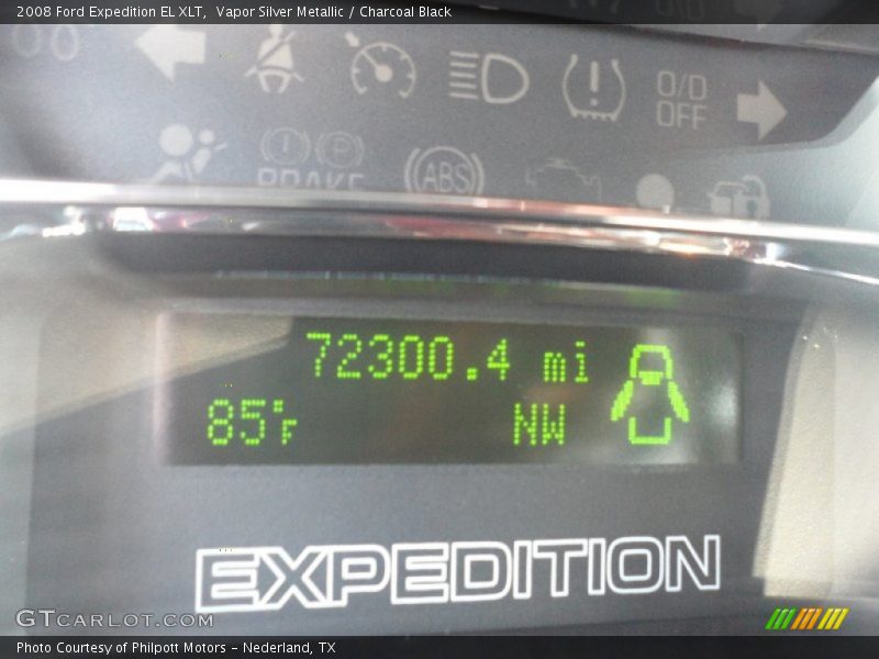 Vapor Silver Metallic / Charcoal Black 2008 Ford Expedition EL XLT