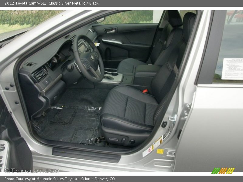 Classic Silver Metallic / Black 2012 Toyota Camry SE