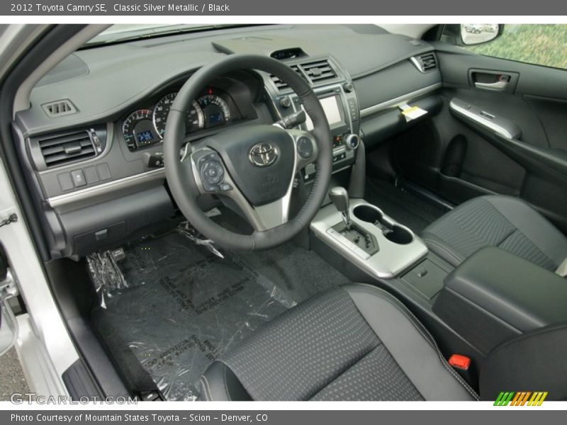 Classic Silver Metallic / Black 2012 Toyota Camry SE