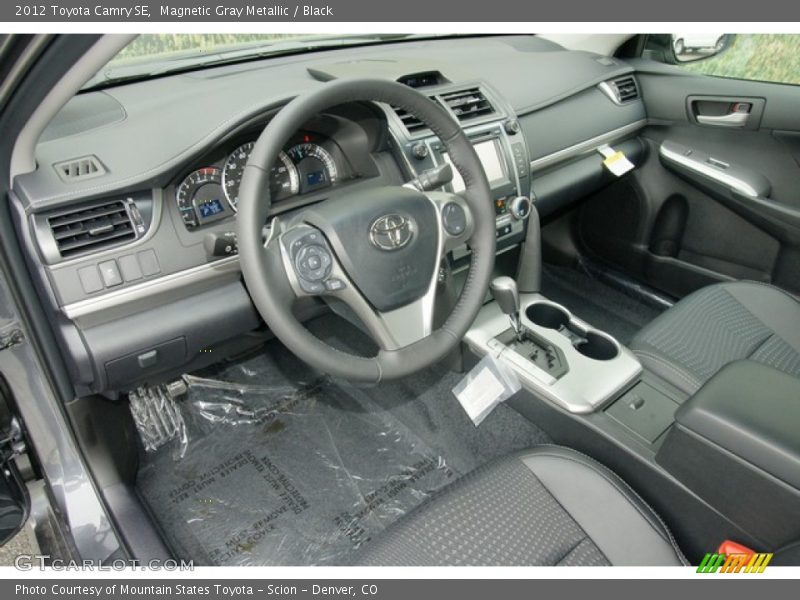 Magnetic Gray Metallic / Black 2012 Toyota Camry SE