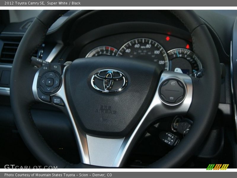 Super White / Black 2012 Toyota Camry SE
