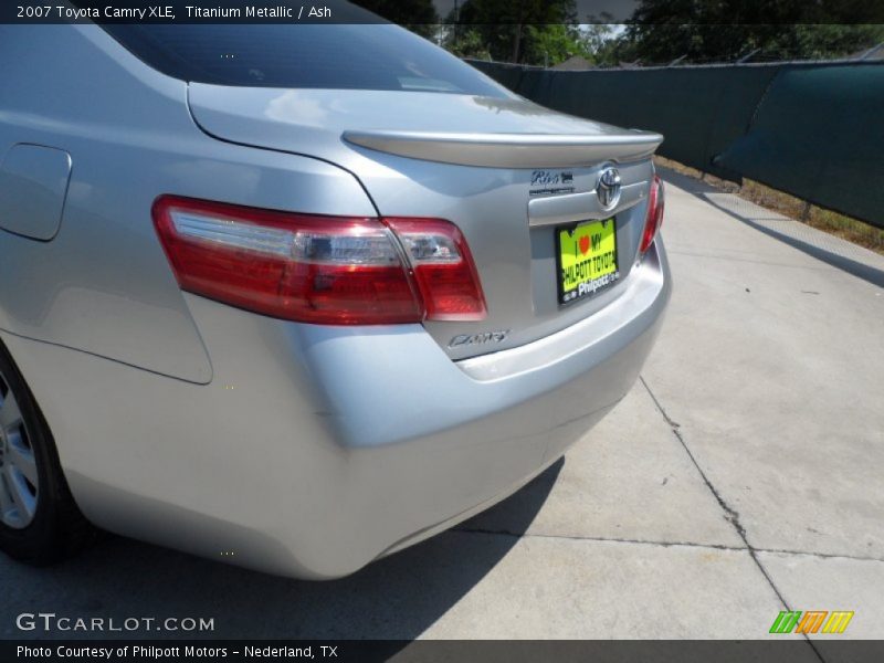 Titanium Metallic / Ash 2007 Toyota Camry XLE