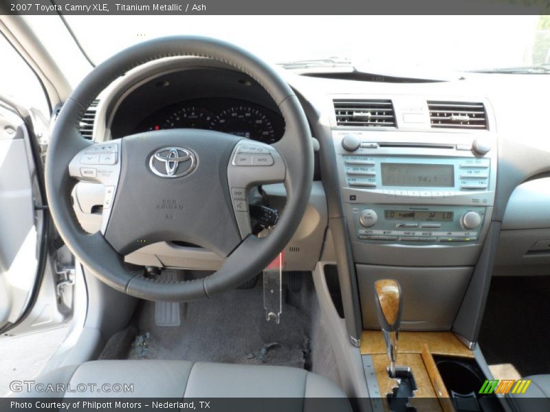 Titanium Metallic / Ash 2007 Toyota Camry XLE