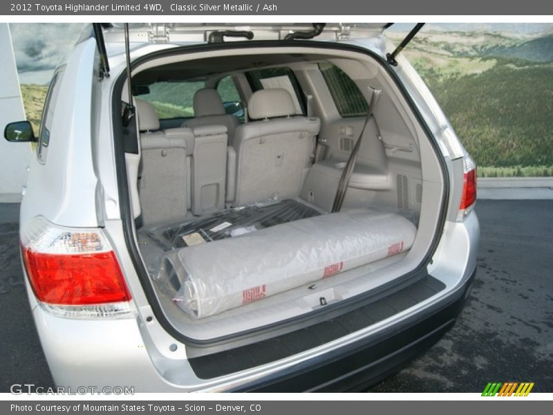 Classic Silver Metallic / Ash 2012 Toyota Highlander Limited 4WD