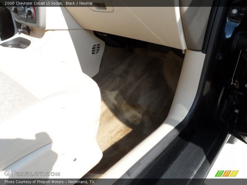 Black / Neutral 2006 Chevrolet Cobalt LS Sedan