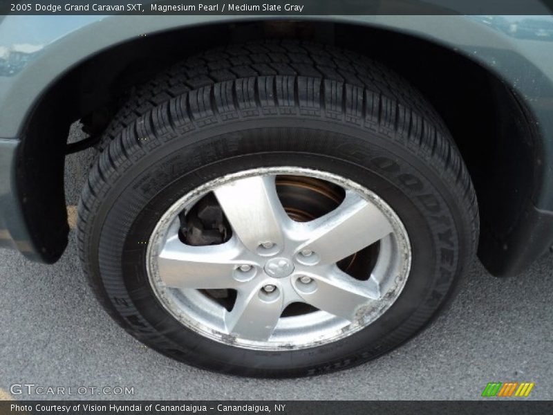 Magnesium Pearl / Medium Slate Gray 2005 Dodge Grand Caravan SXT