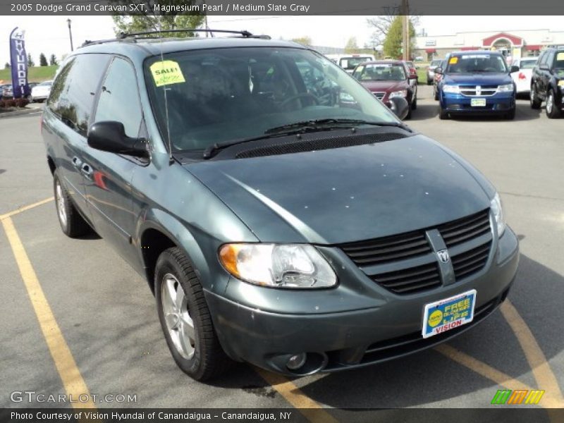 Magnesium Pearl / Medium Slate Gray 2005 Dodge Grand Caravan SXT
