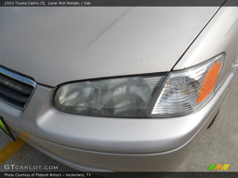 Lunar Mist Metallic / Oak 2001 Toyota Camry CE