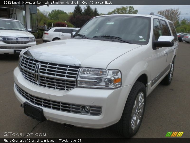 White Platinum Metallic Tri-Coat / Charcoal Black 2012 Lincoln Navigator 4x4