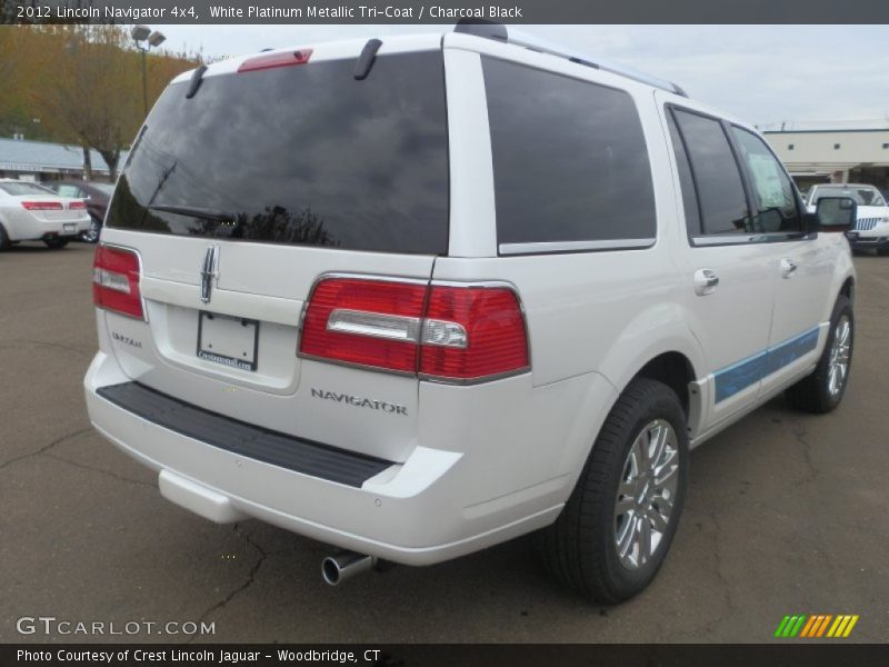White Platinum Metallic Tri-Coat / Charcoal Black 2012 Lincoln Navigator 4x4