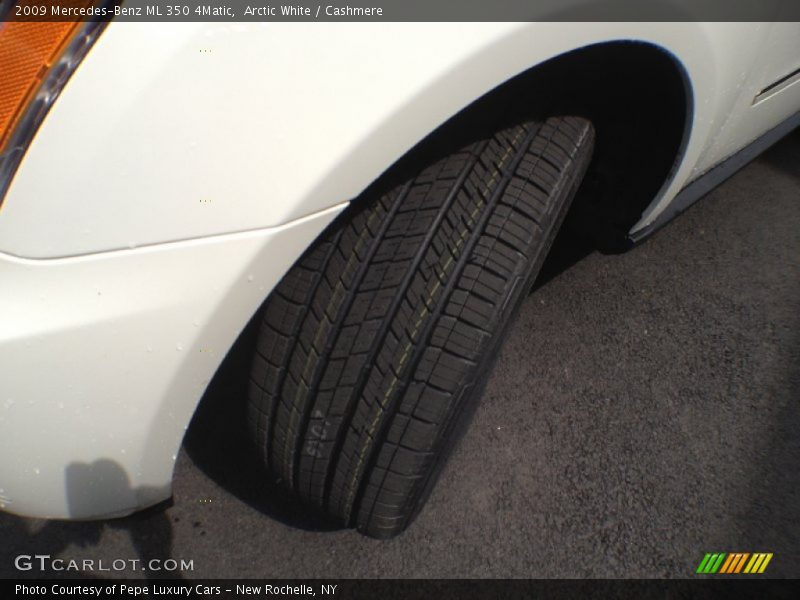 Arctic White / Cashmere 2009 Mercedes-Benz ML 350 4Matic