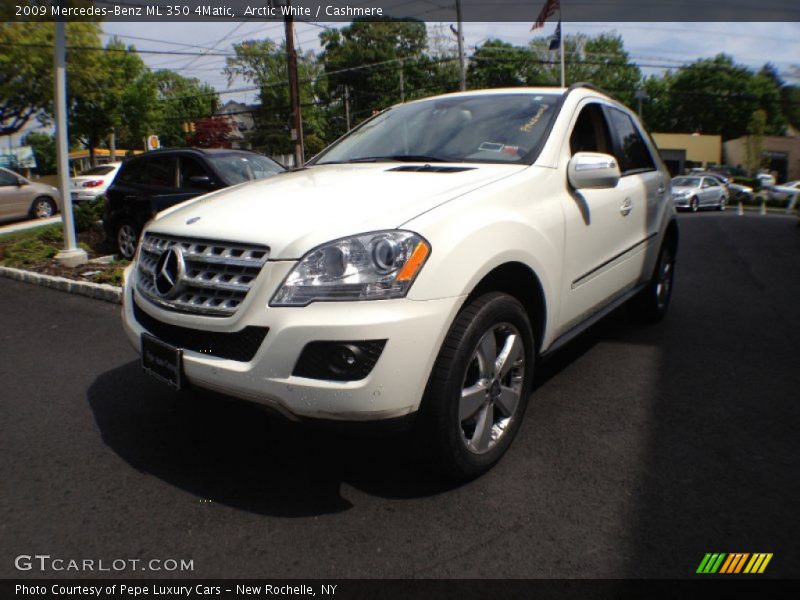 Arctic White / Cashmere 2009 Mercedes-Benz ML 350 4Matic