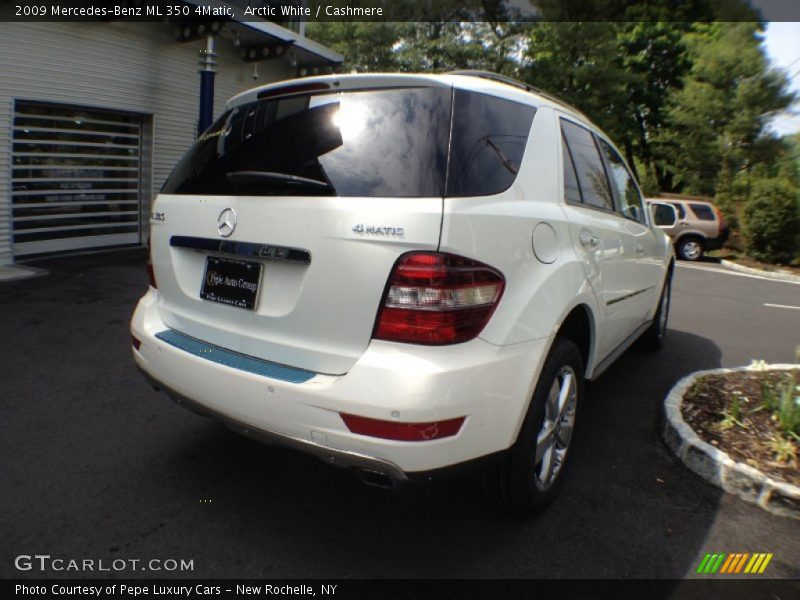 Arctic White / Cashmere 2009 Mercedes-Benz ML 350 4Matic
