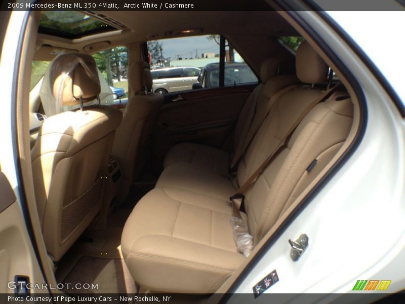 Arctic White / Cashmere 2009 Mercedes-Benz ML 350 4Matic