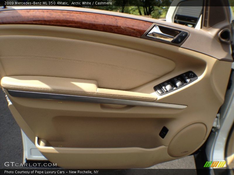 Arctic White / Cashmere 2009 Mercedes-Benz ML 350 4Matic