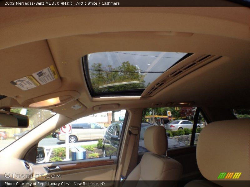 Arctic White / Cashmere 2009 Mercedes-Benz ML 350 4Matic