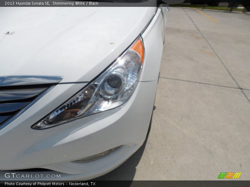 Shimmering White / Black 2013 Hyundai Sonata SE