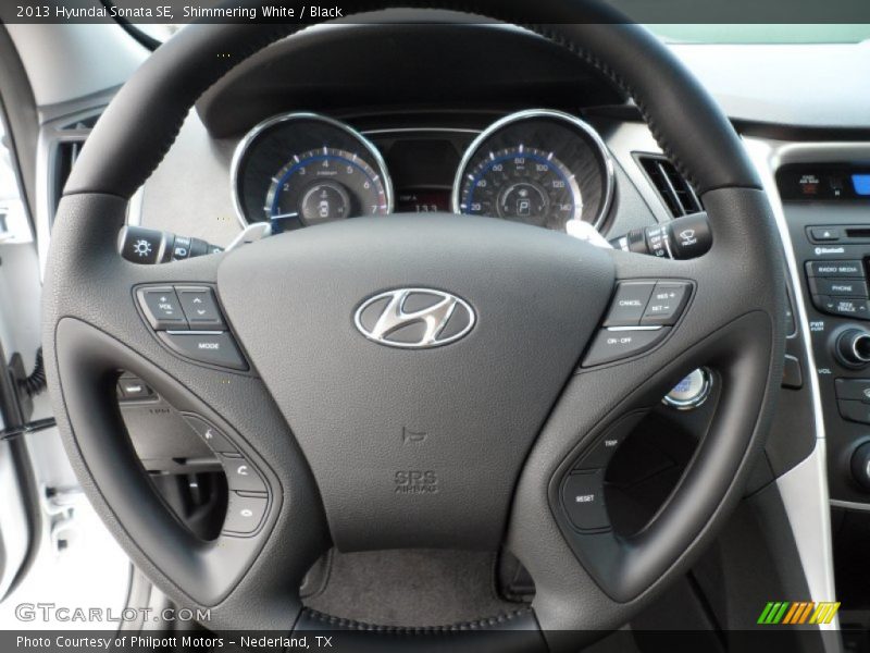 Shimmering White / Black 2013 Hyundai Sonata SE