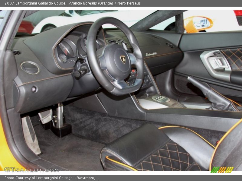  2007 Gallardo Coupe Nero Perseus Interior