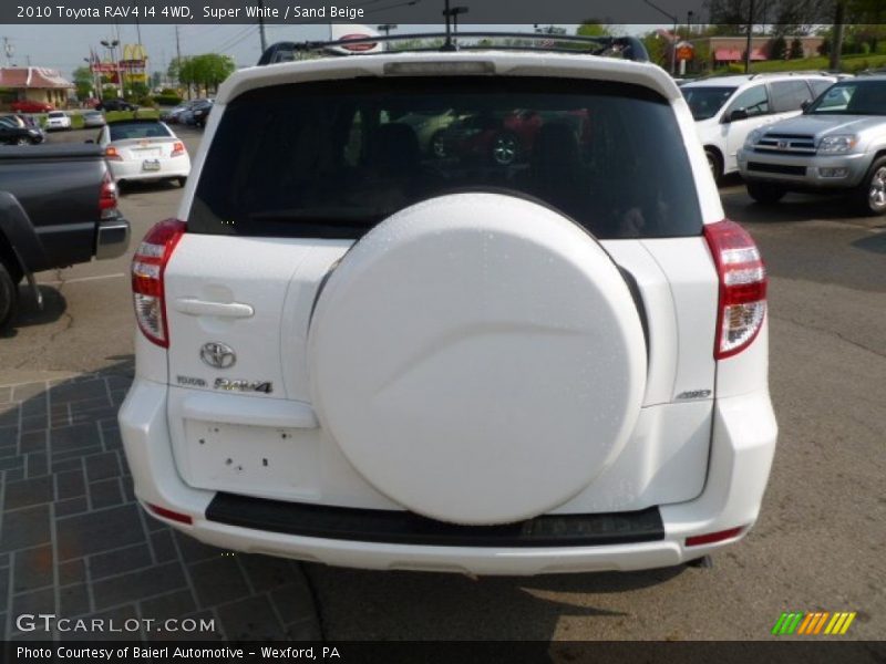 Super White / Sand Beige 2010 Toyota RAV4 I4 4WD
