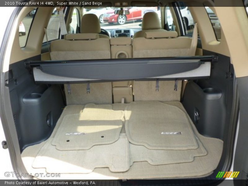 Super White / Sand Beige 2010 Toyota RAV4 I4 4WD