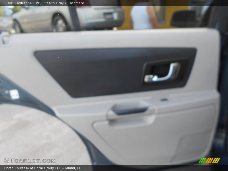 Stealth Gray / Cashmere 2006 Cadillac SRX V6