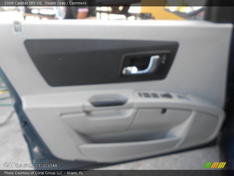 Stealth Gray / Cashmere 2006 Cadillac SRX V6
