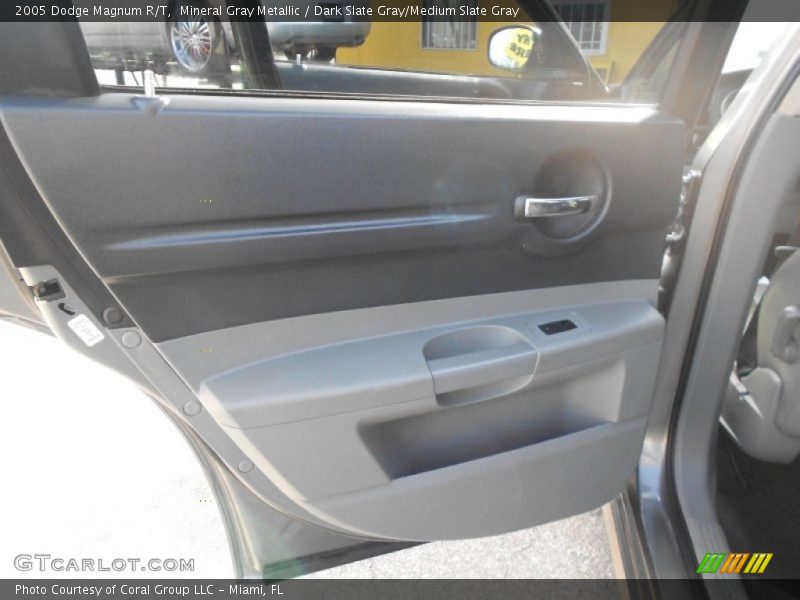 Mineral Gray Metallic / Dark Slate Gray/Medium Slate Gray 2005 Dodge Magnum R/T
