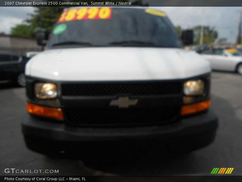 Summit White / Neutral 2007 Chevrolet Express 2500 Commercial Van
