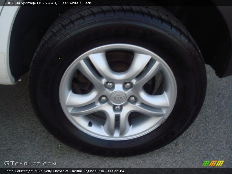Clear White / Black 2007 Kia Sportage LX V6 4WD