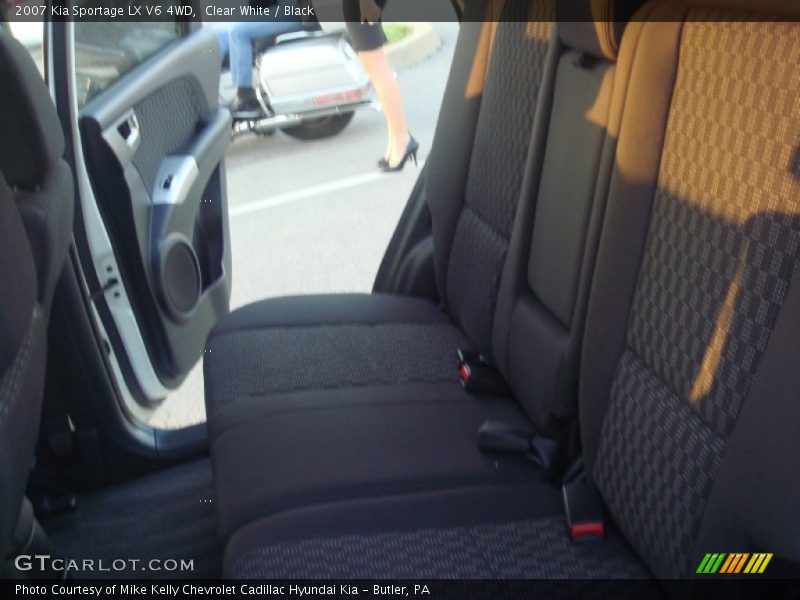 Clear White / Black 2007 Kia Sportage LX V6 4WD