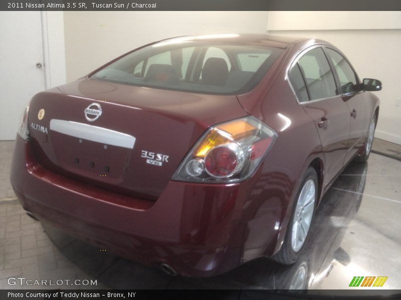 Tuscan Sun / Charcoal 2011 Nissan Altima 3.5 SR
